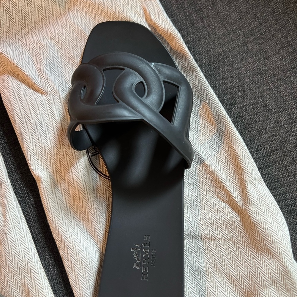 Hermes Logo Sandals